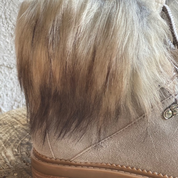 Nine West Alex Faux-Fur Booties Retail Value 139 - Picture 5 of 6
